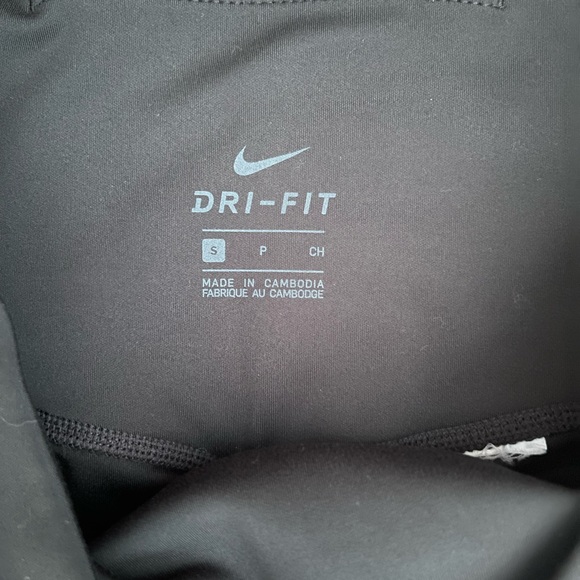Nike leggings - Picture 2 of 5